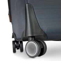 Ricardo Beverly Hills Montecito 2.0 Montecito 2.0 Softside Large Check-In Expandable Spinner