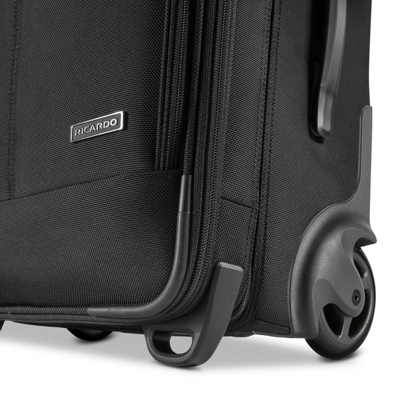 Ricardo Beverly Hills Ricardo Flight Essentials Flight Essentials Softside Carry-On, Black