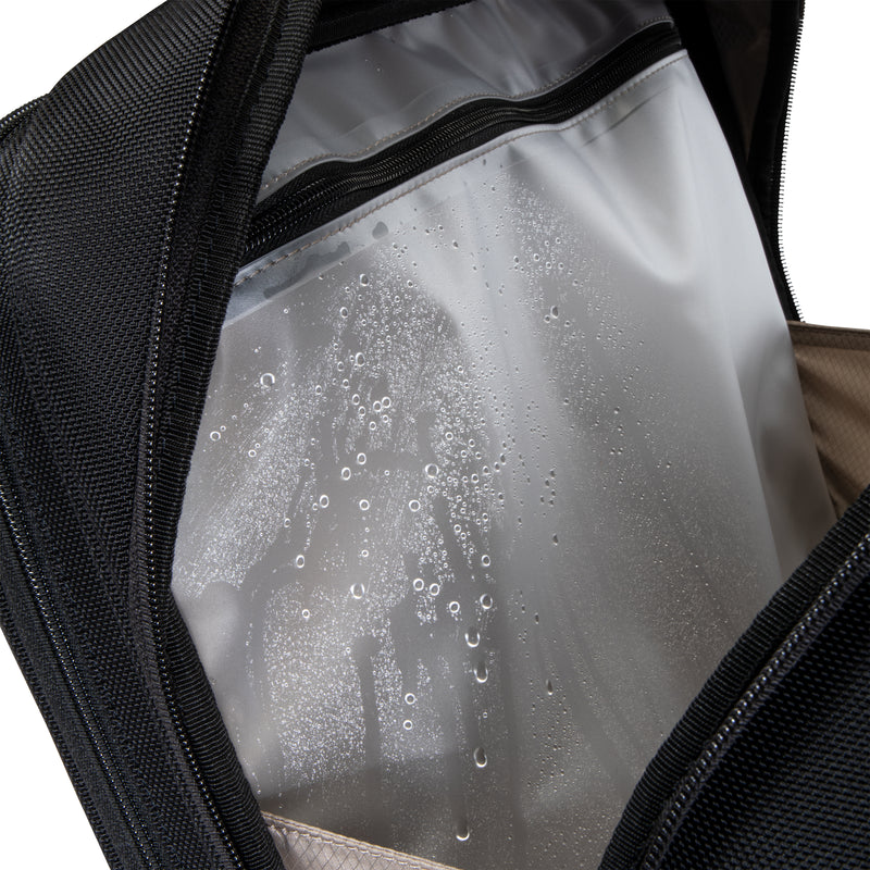 Ricardo Beverly Hills Ricardo Flight Essentials Flight Essentials Softside Wheel-A-Board Bag - 30L