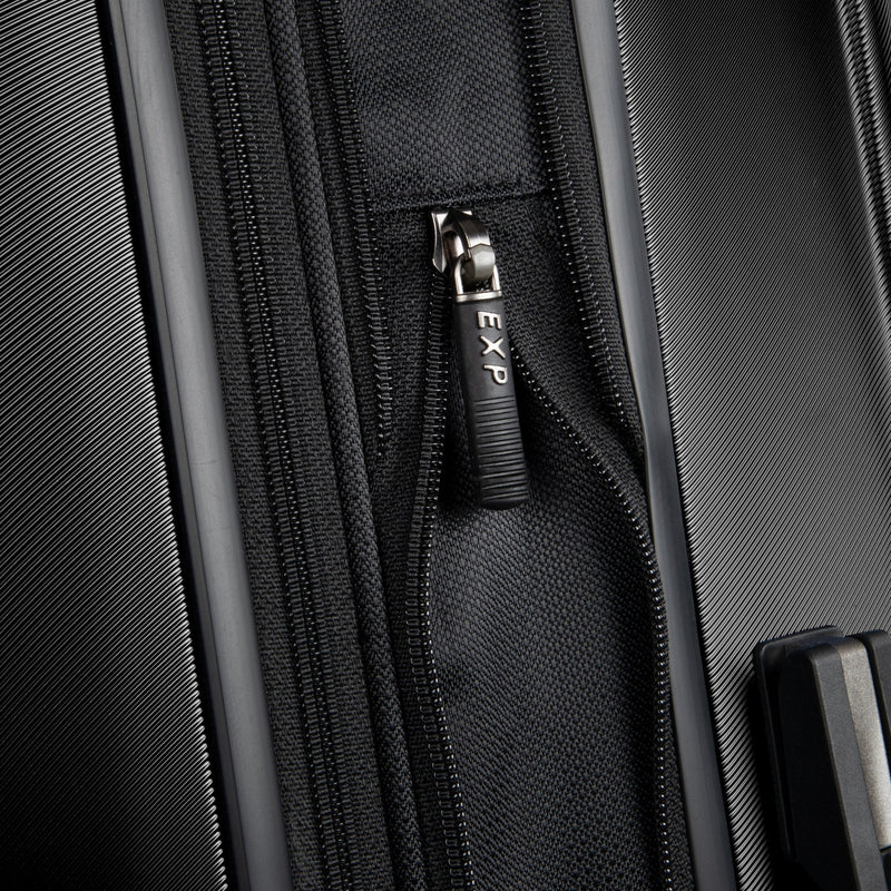Ricardo Beverly Hills Brentwood Brentwood Hardside 21" Carry-On Expandable Spinner