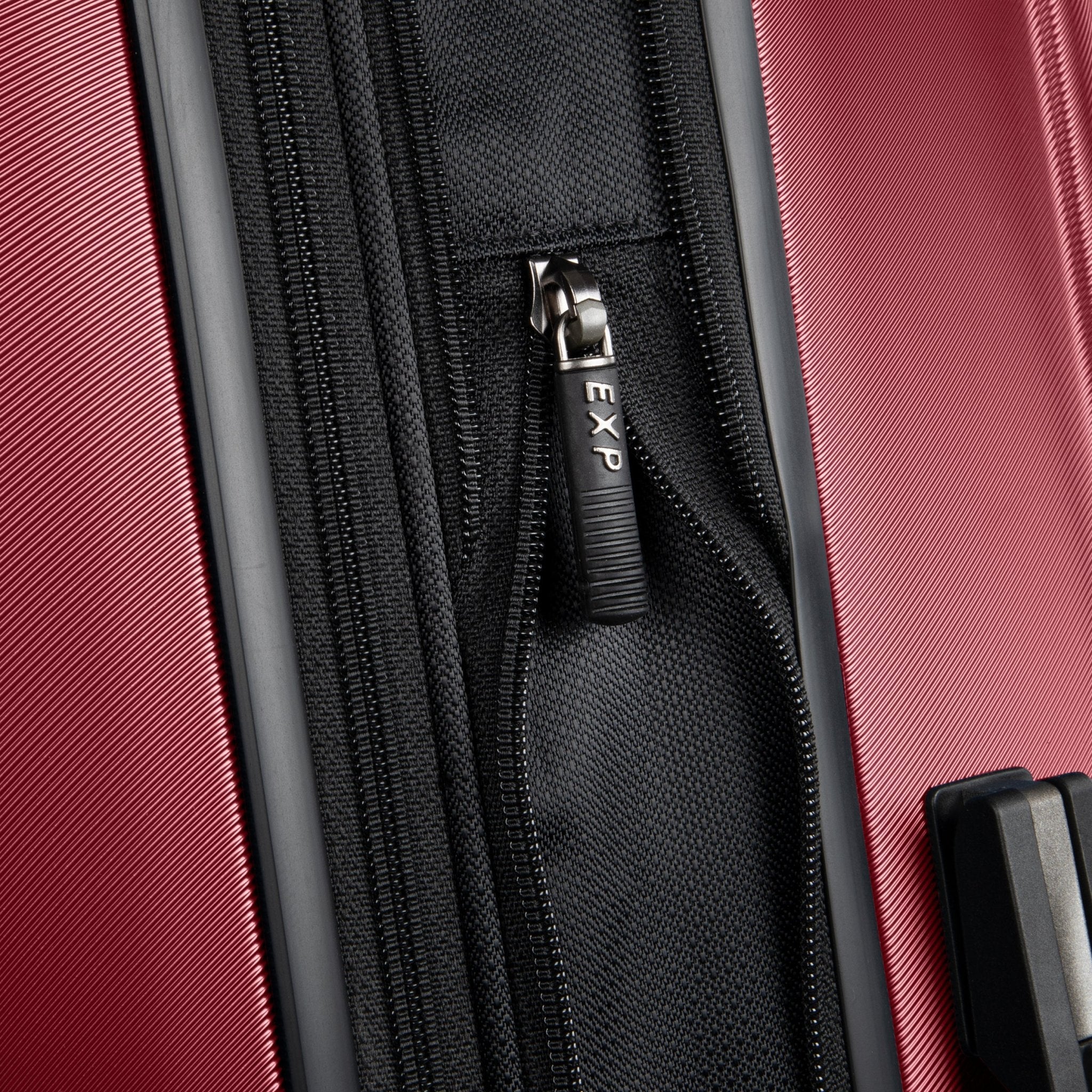 Ricardo Beverly Hills Brentwood Brentwood Hardside Medium Check-In Expandable Spinner