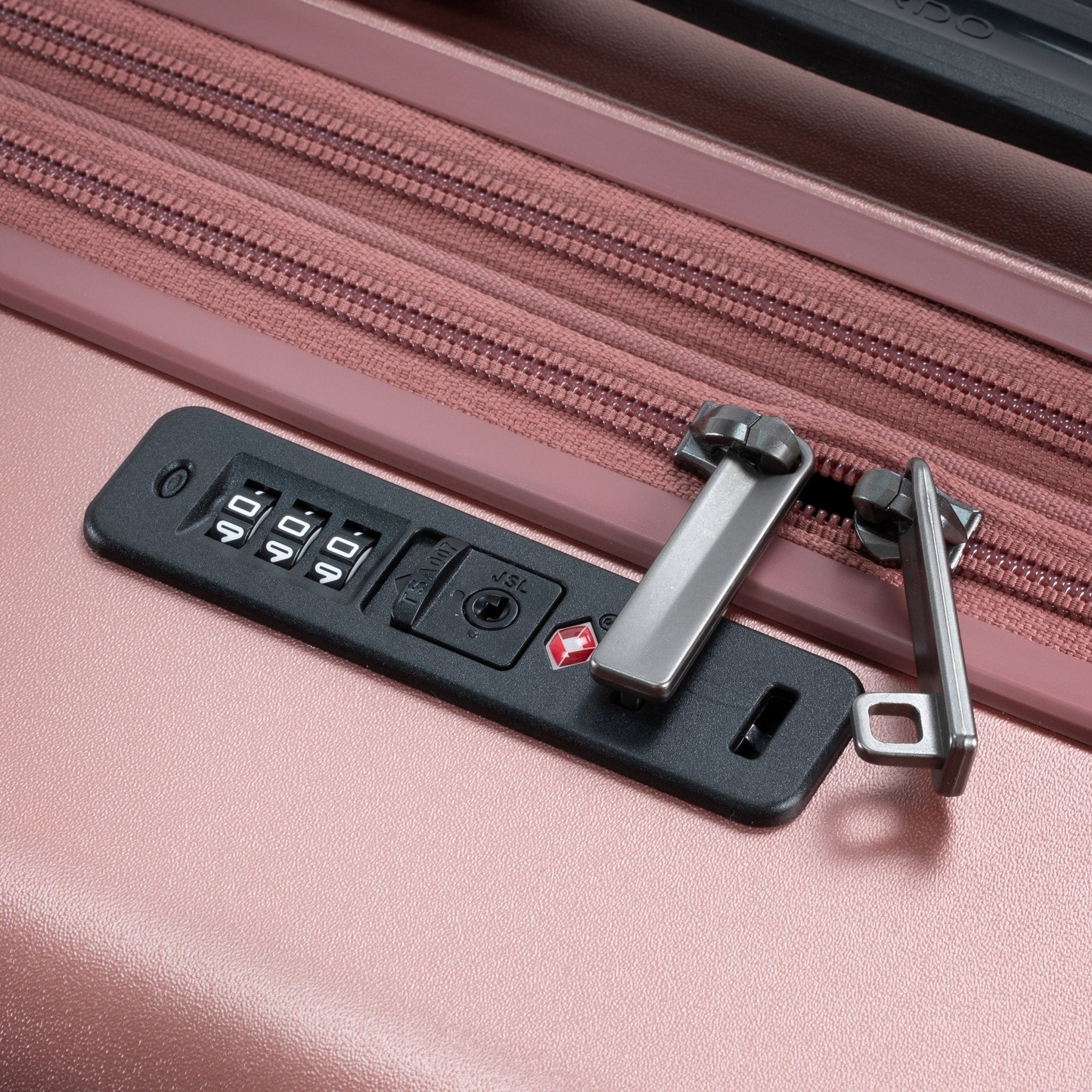 Ricardo Beverly Hills Cambria Cambria Hardside Carry-On Expandable Spinner