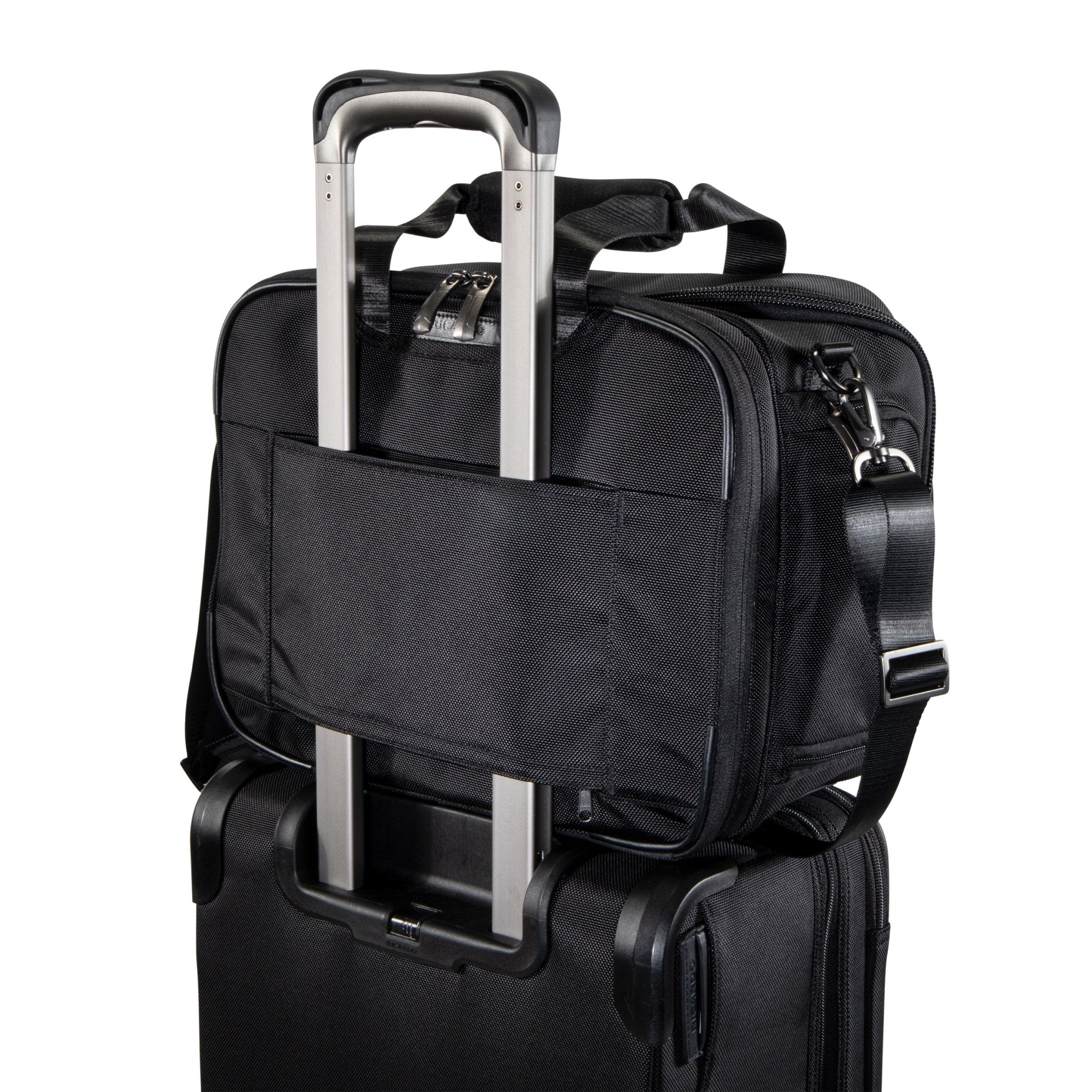 Ricardo Beverly Hills Ricardo Flight Essentials Flight Essentials Softside Boarding Bag - 22L (Arrivia Exclusive)