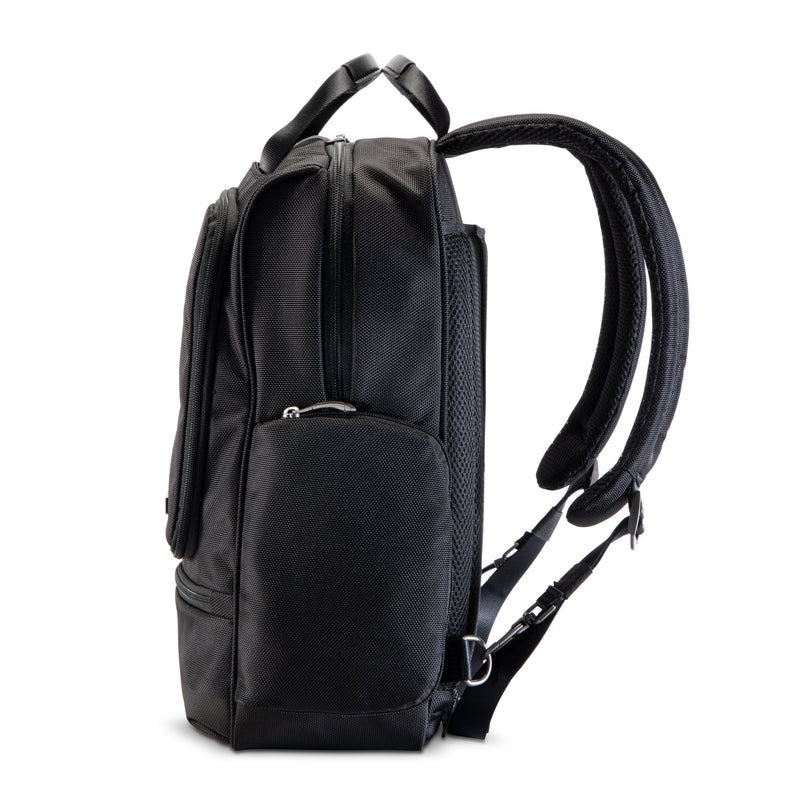 Ricardo Beverly Hills Ricardo Flight Essentials Flight Essentials Softside Deluxe Backpack, 23L