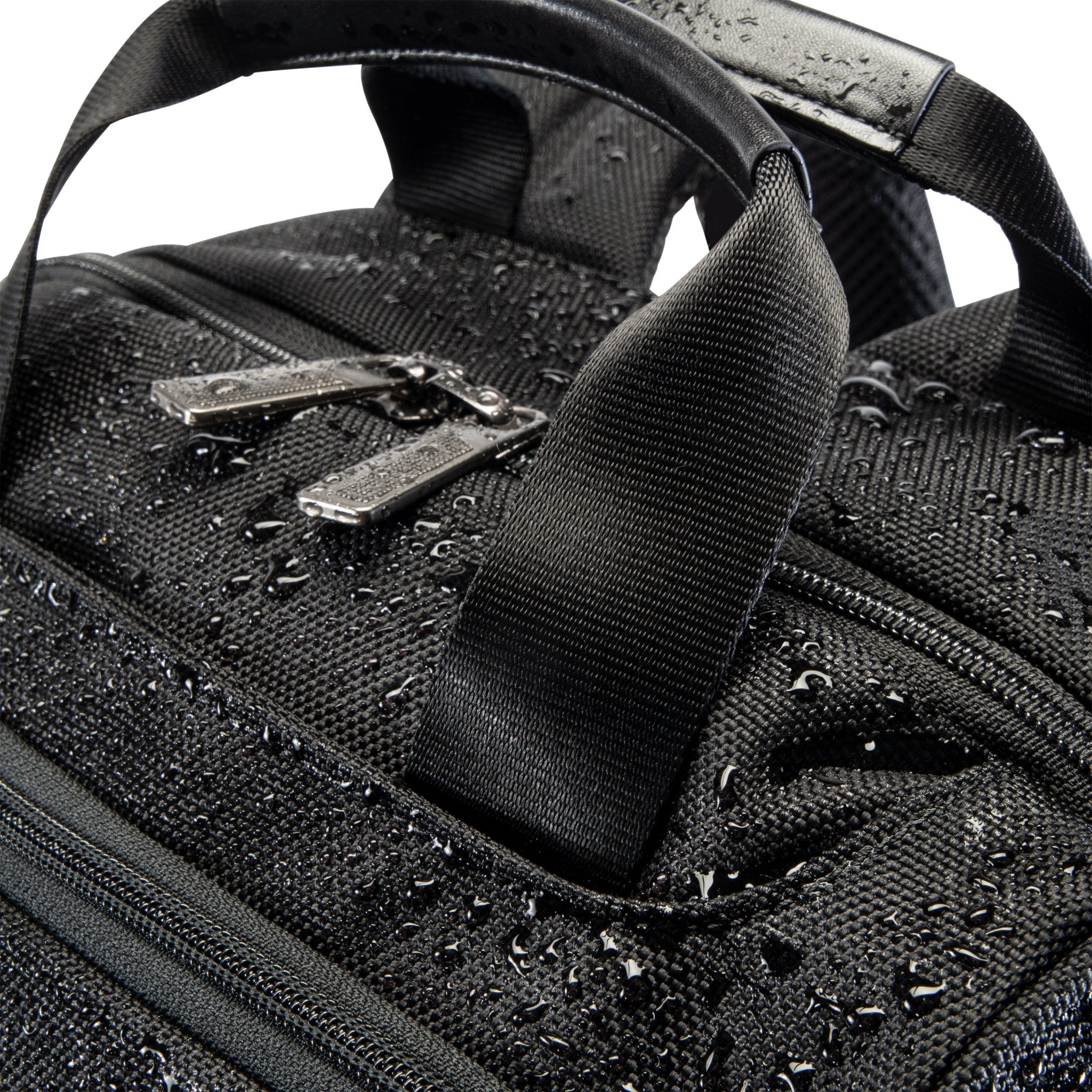 Ricardo Beverly Hills Ricardo Flight Essentials Flight Essentials Softside Deluxe Backpack, 23L (Arrivia Exclusive)