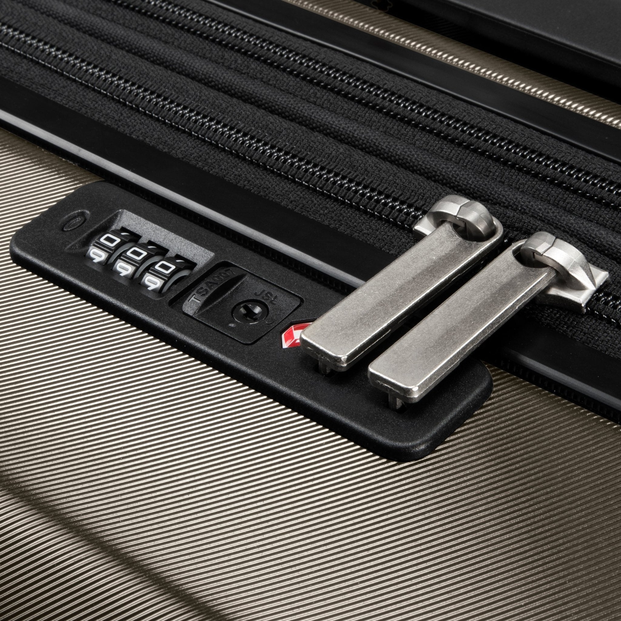 Melrose Hardside Medium Spinner Suitcase | Ricardo Beverly Hills