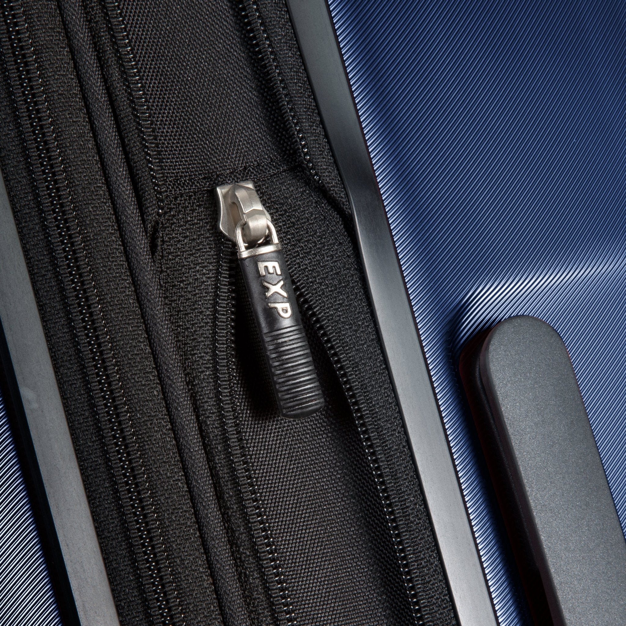 Melrose Hardside Large Check-In Expandable Spinner | Ricardo