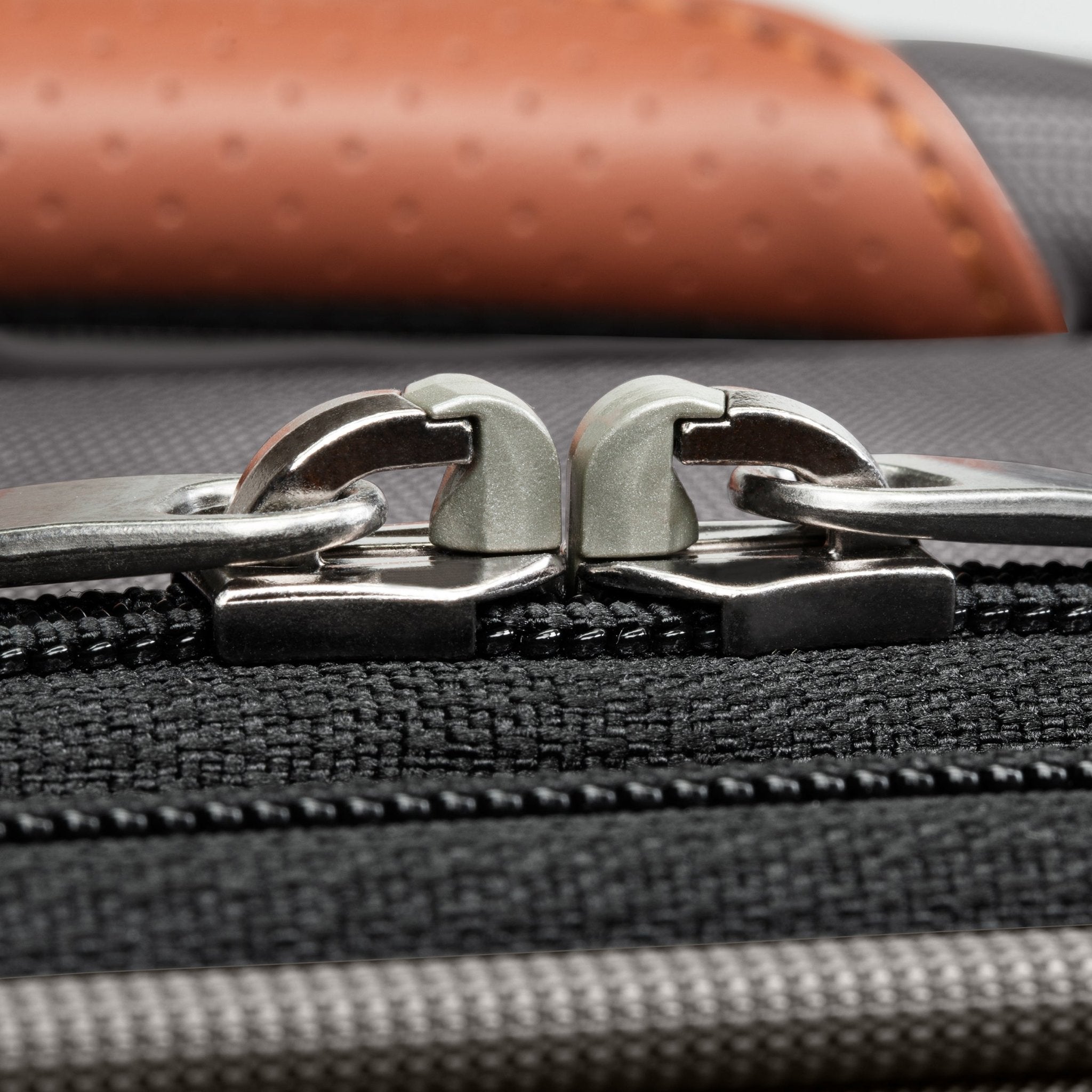 Ricardo Beverly Hills Montecito 3.0 Montecito 3.0 Softside Carry-On Expandable Spinner