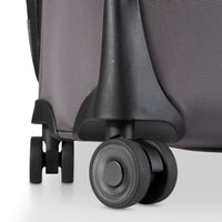 Ricardo Beverly Hills Montecito 3.0 Montecito 3.0 Softside Medium Check-In Expandable Spinner