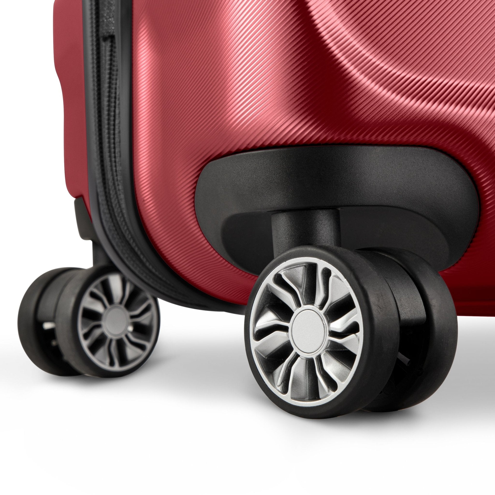Rodeo Drive 2.0 Hardside Carry-On Spinner Luggage | Ricardo