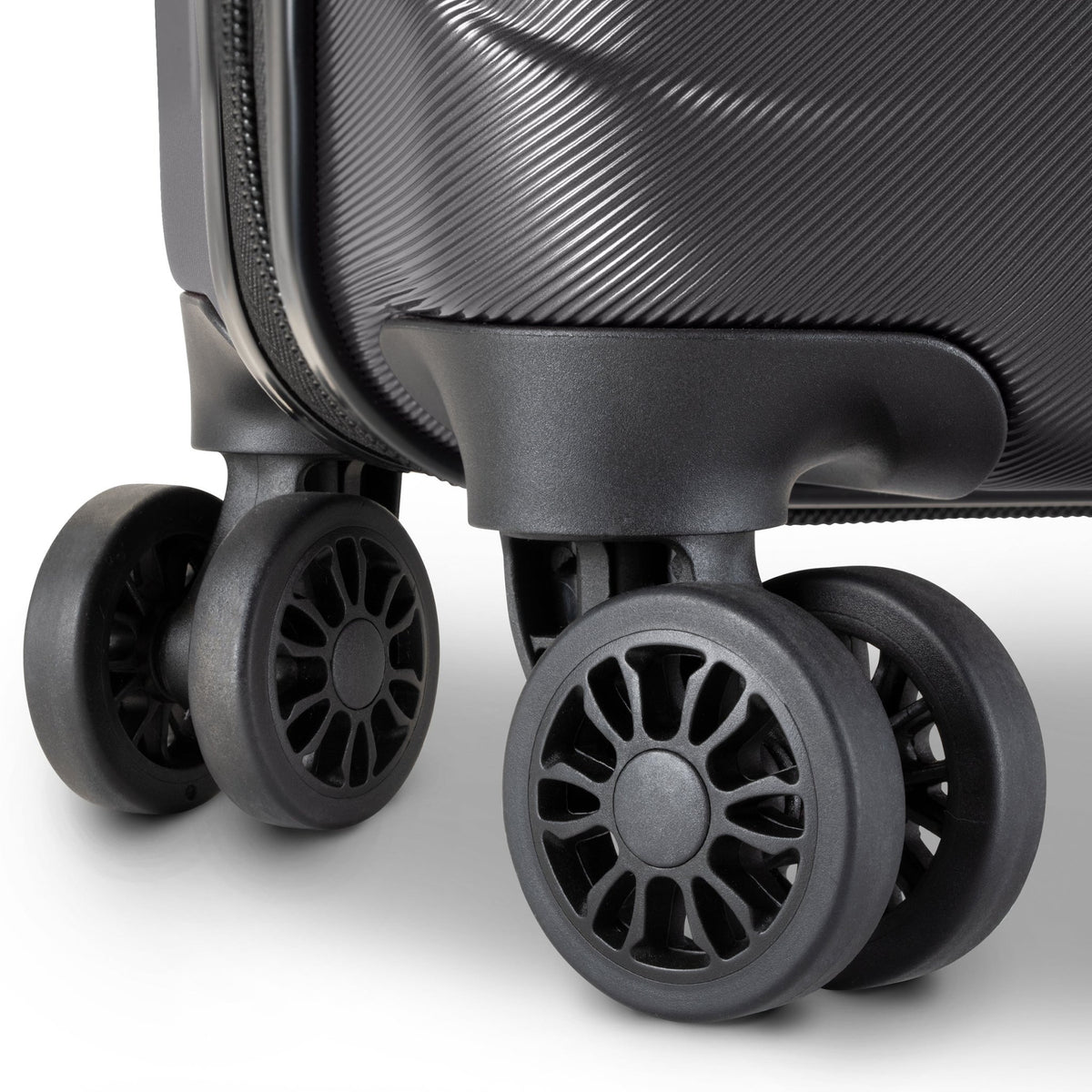 Summit Hardside Carry-on Expandable Spinner - Ricardo Beverly Hills