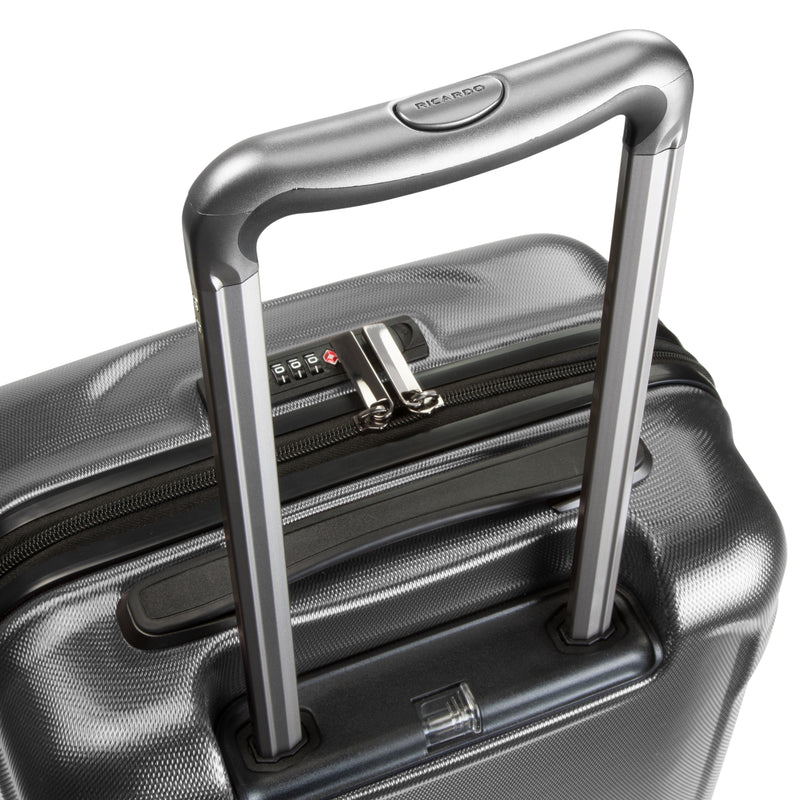 Ricardo Beverly Hills Montecito Montecito International Hardside Carry-On Spinner