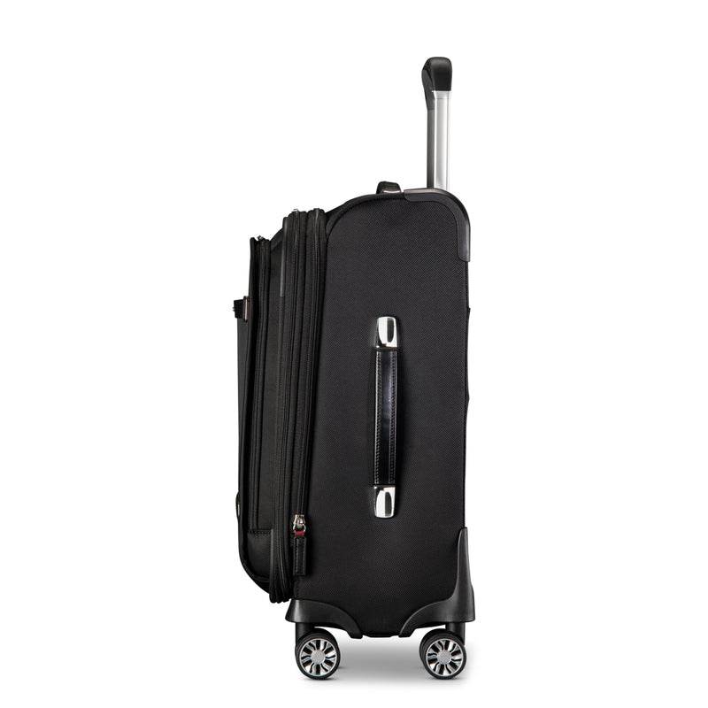 Ricardo Beverly Hills Rodeo Drive 2.0 Rodeo Drive 2.0 Softside Carry-On Expandable Spinner